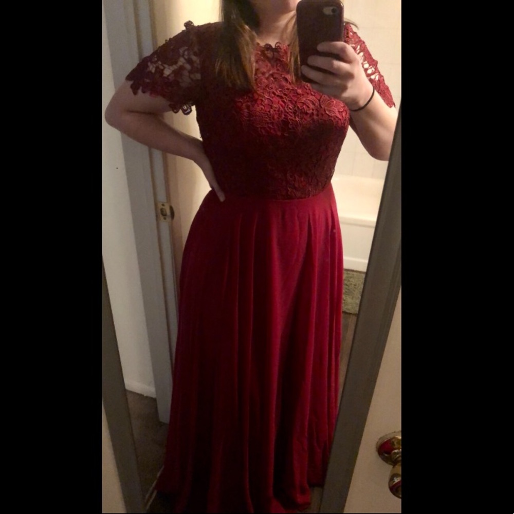 POCKETS *Never Worn* Floor Length Formal Dress